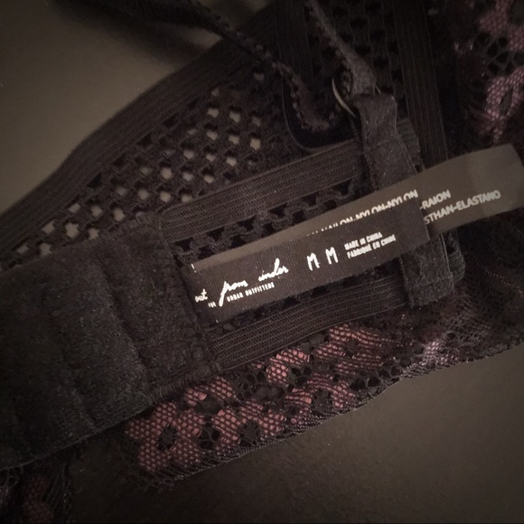 UO Out From Under Esmeralda Lace Triangle Bra 🖤💜 - Picture 5 of 7